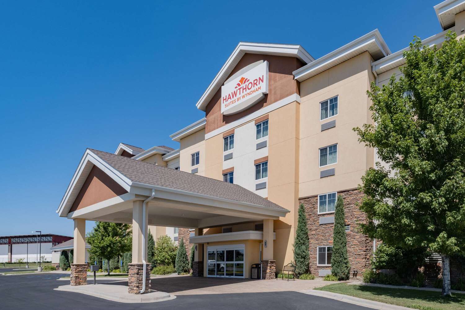 Hawthorn Suites By Wyndham Williston — foto 2