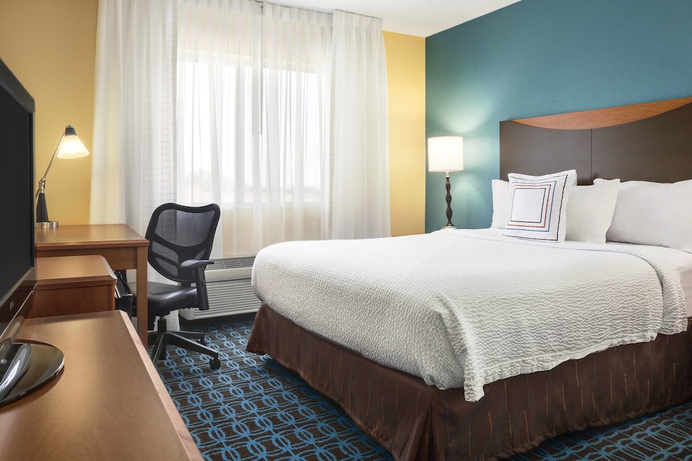 Fairfield Inn Suites Minneapolis St Paul Airport 24/53