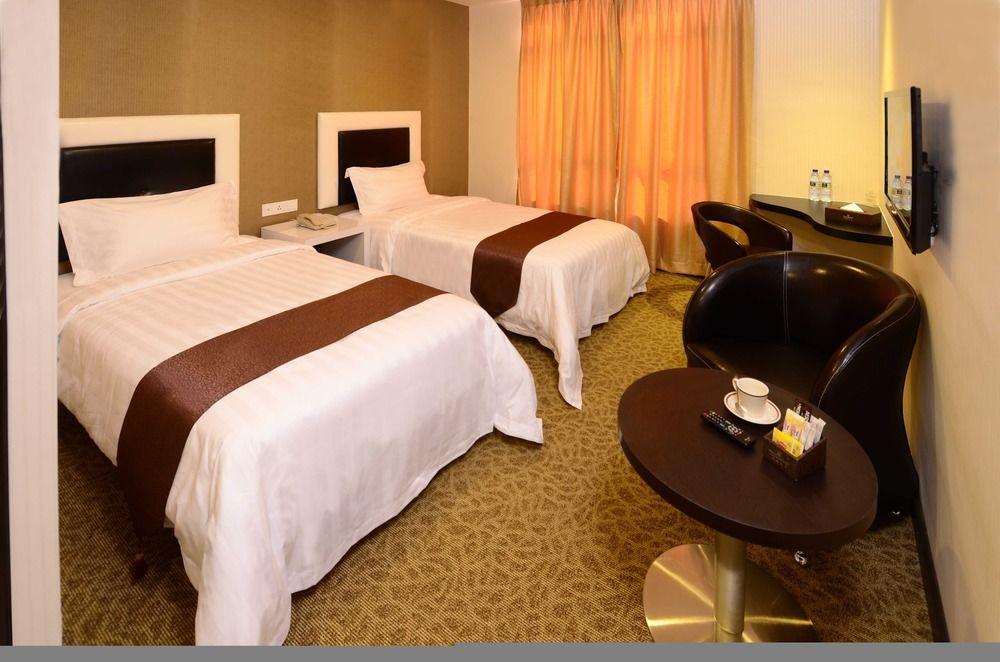 Hotel Nusa Ct 12/26