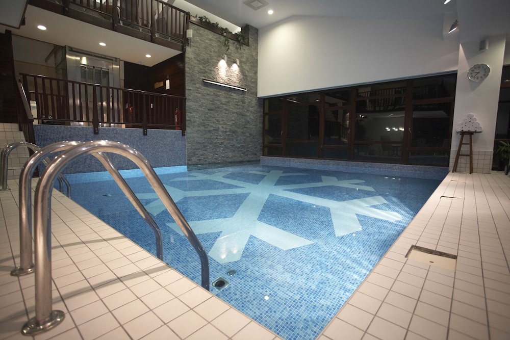 Hotel Pahuljica 18/28