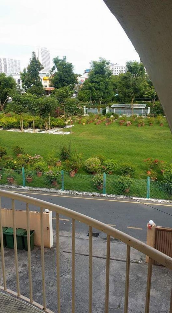 The Garden Inn 17/20