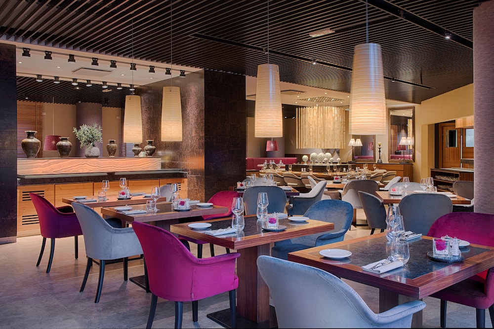 RADISSON BLU HOTEL MILAN 52/68