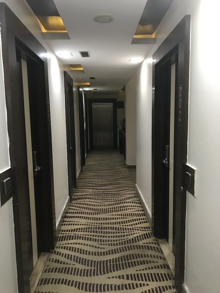 Hotel Orchid 18/26