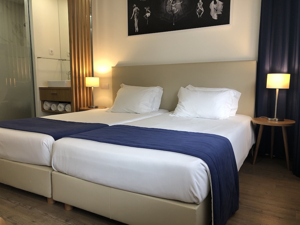 Porto Coliseum Hotel 12/49
