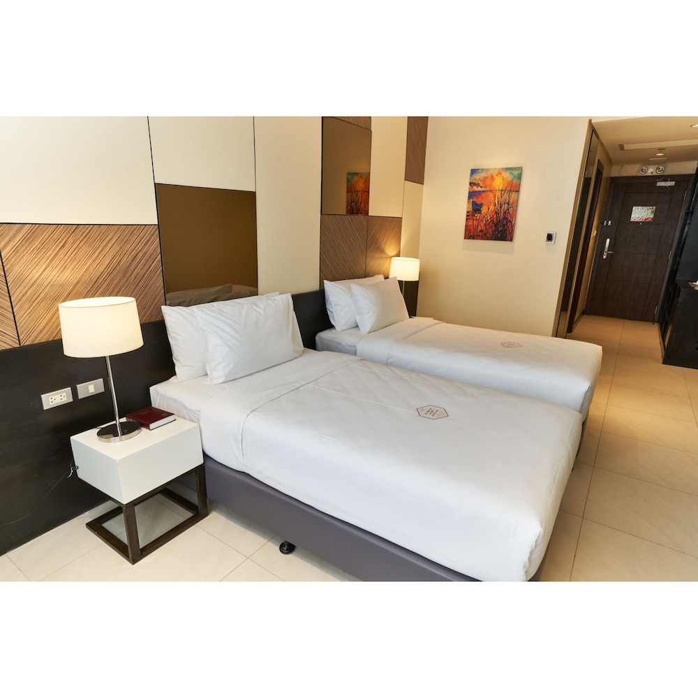 Summit Hotel Tacloban 17/63