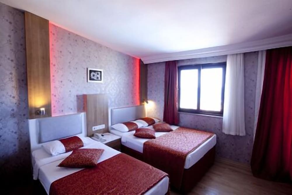 Aleria Belport Beach Hotel 28/71