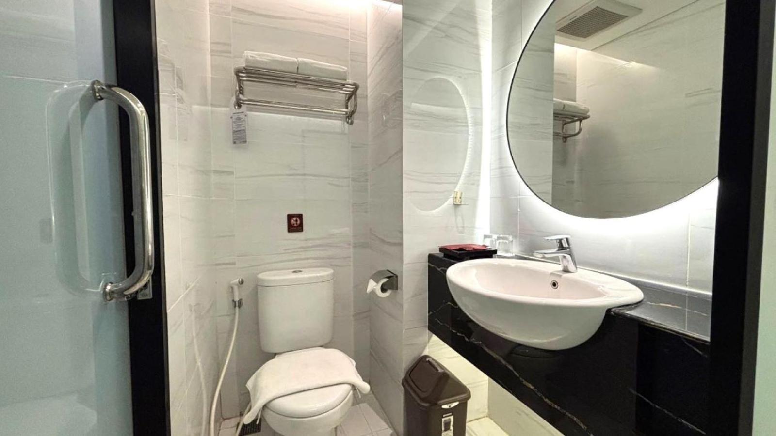 Trio Azana Style Hotel Kebumen 49/50