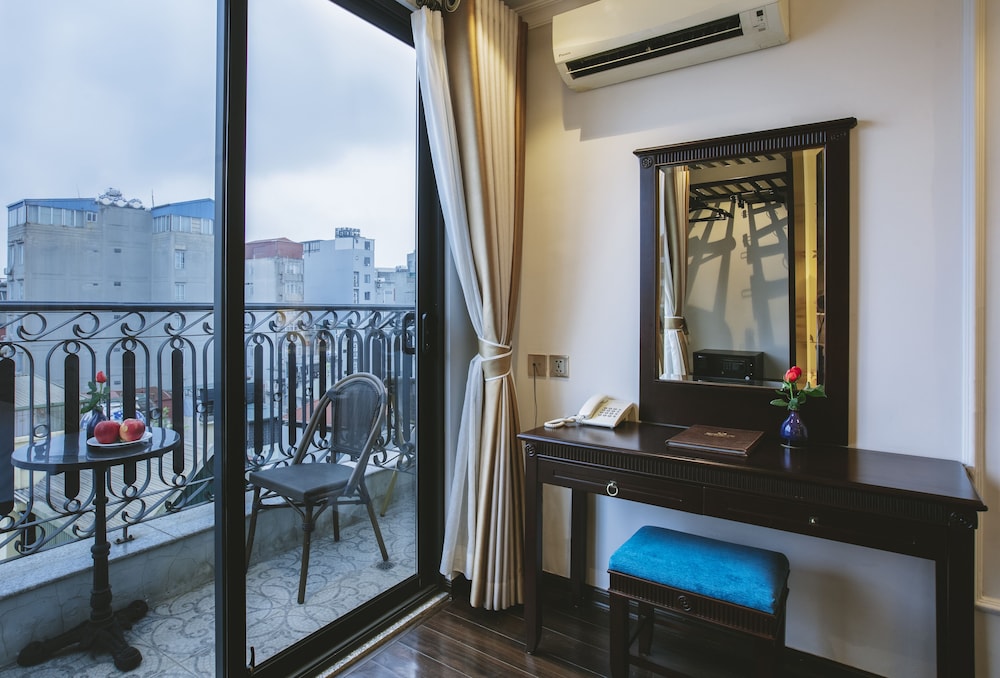 Golden Legend Hotel 25/34