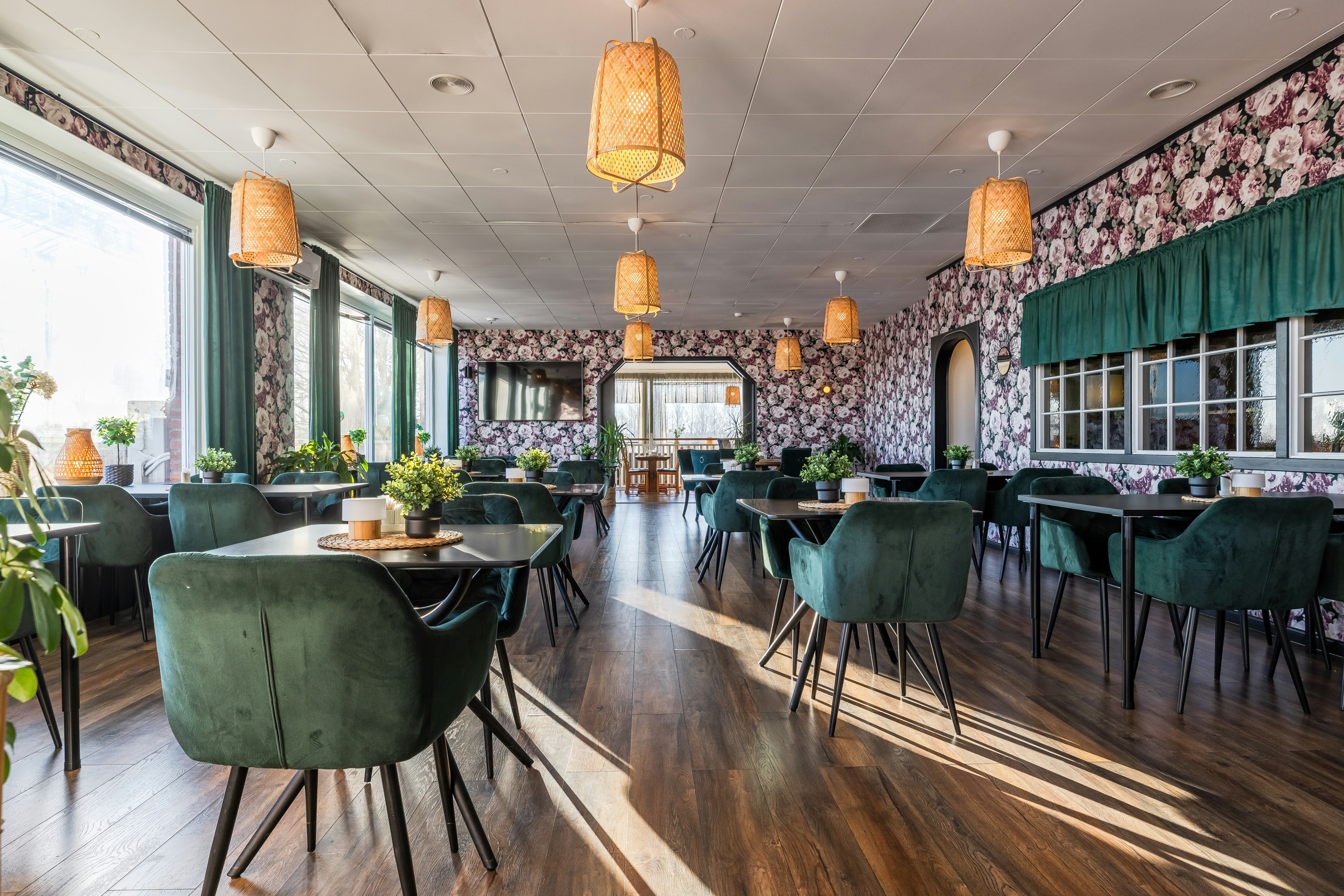 Hotell Kung Gosta by First 63/77