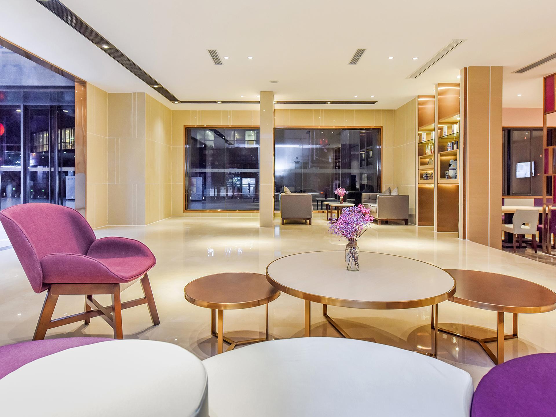 Lavande Hotel (Chongqing Nanping Pedestrian Street, Gongmao Metro Station) 49/53