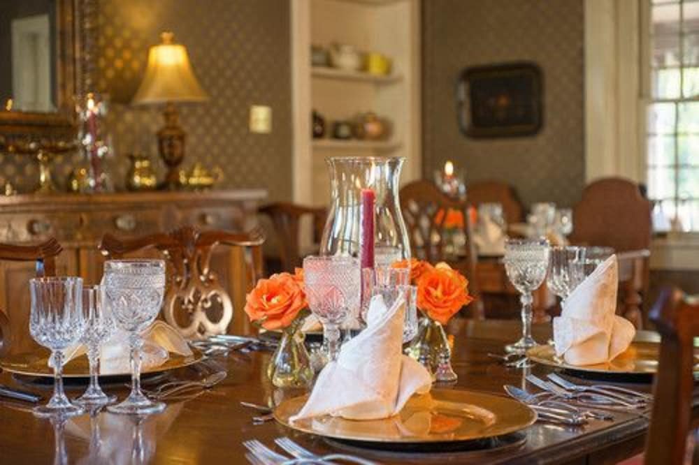 Hillbrook Inn 20/50