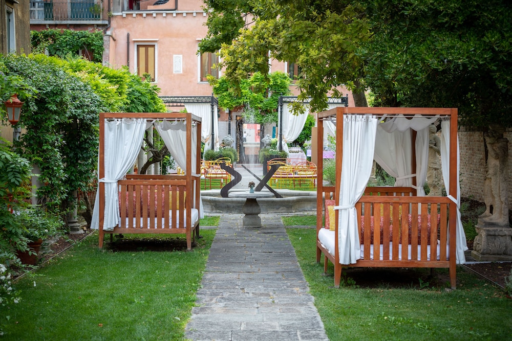 Excess Venice Boutique Hotel & Private Spa 70/79