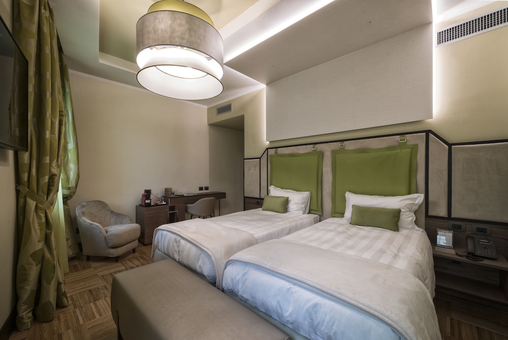 Solo Experience Hotel 30/74