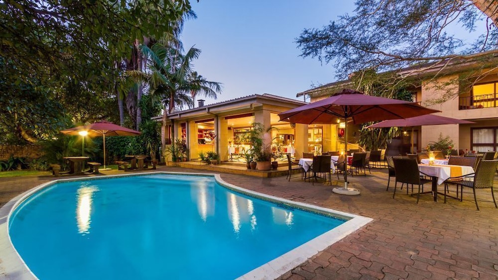 Hotel Numbi and Garden Suites 3/63