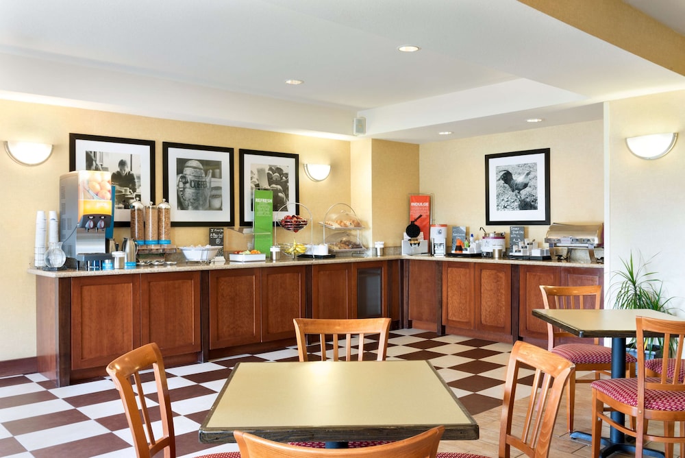 Summit Suites 22/34