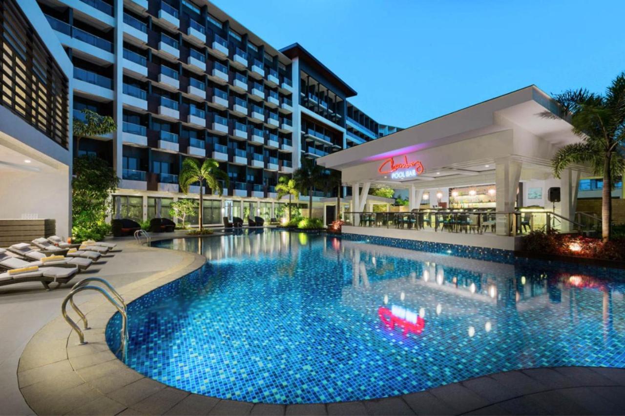 MCollection - Poolside Escape Near Boracay's Iconic Keyhole 4/41