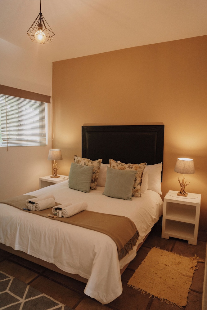 1 Bedroom, Sunset, Comfort, Queen Bed