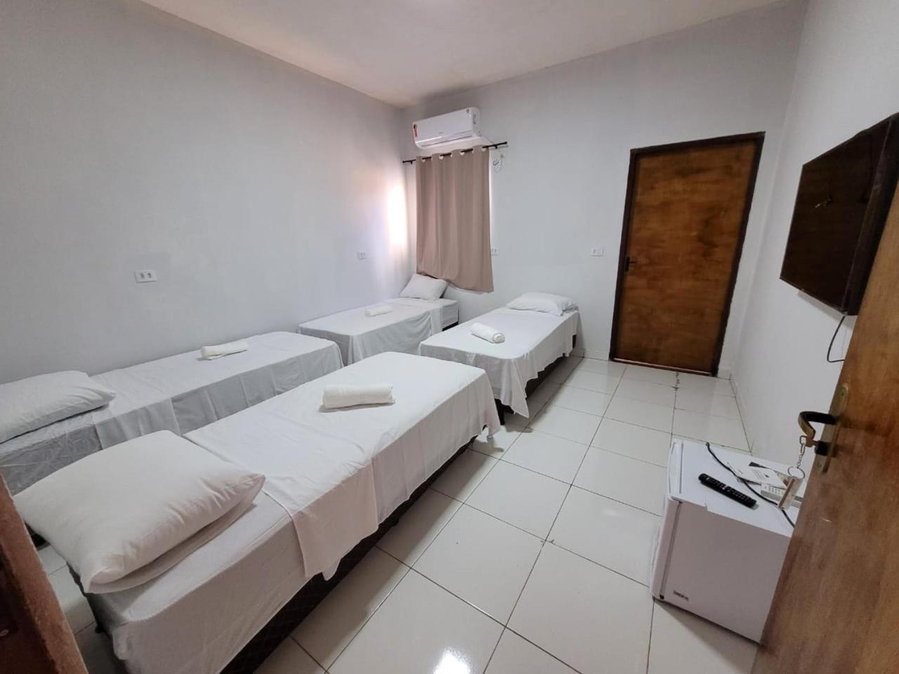 Hotel Buriti 4/10