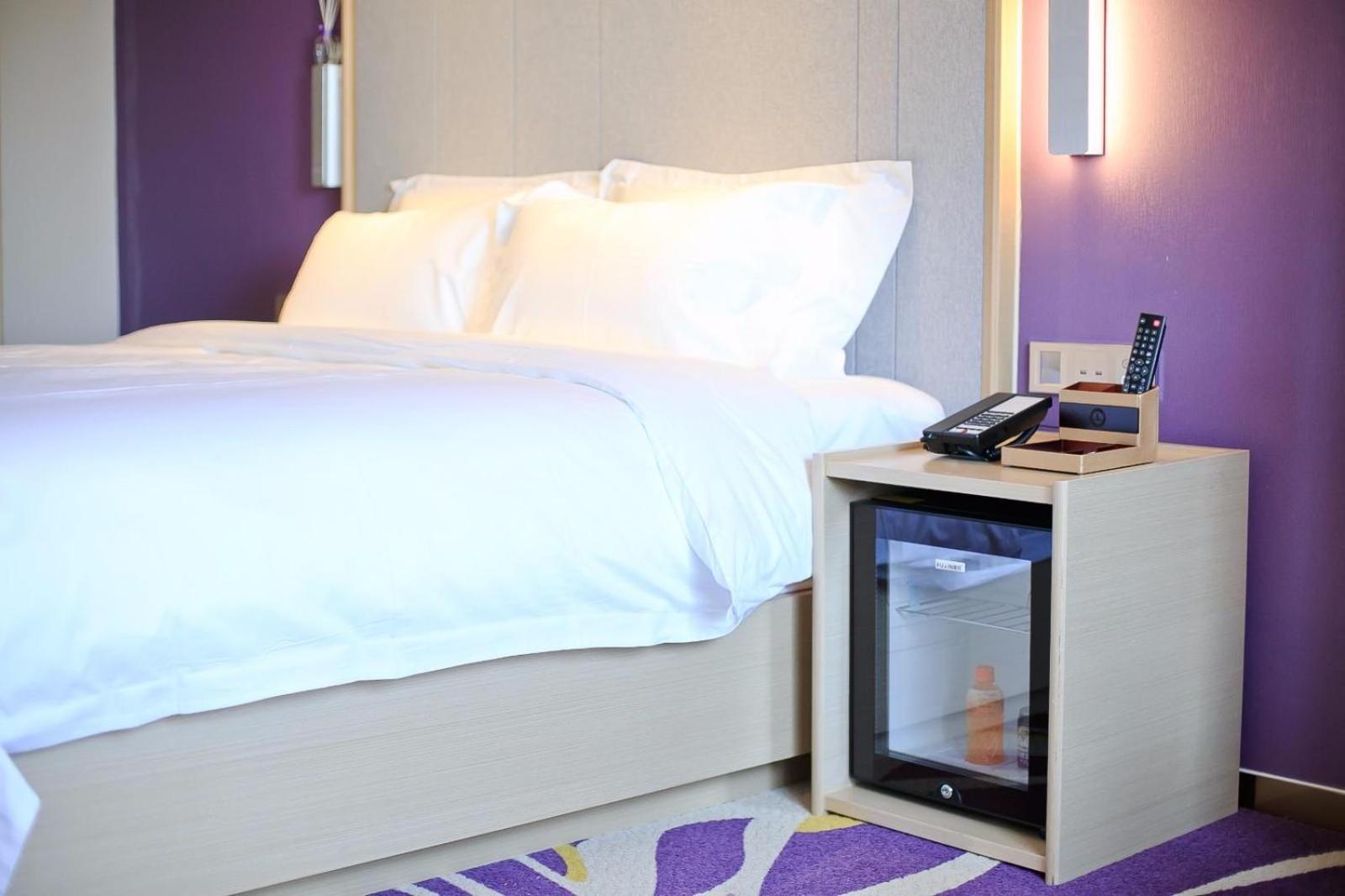 Business, Double Bed