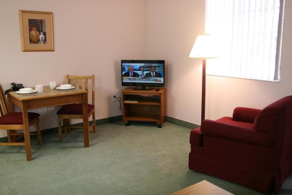 Affordable Suites Rocky Mount 34/66