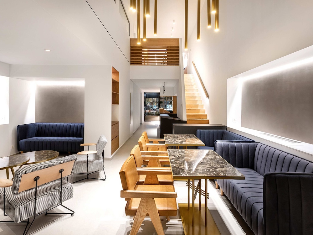 Days City Suites 33/57