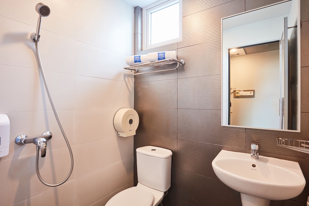 Ibis Budget Singapore Bugis 50/51