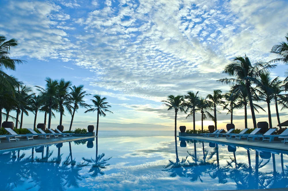 Sun Spa Resort 38/68