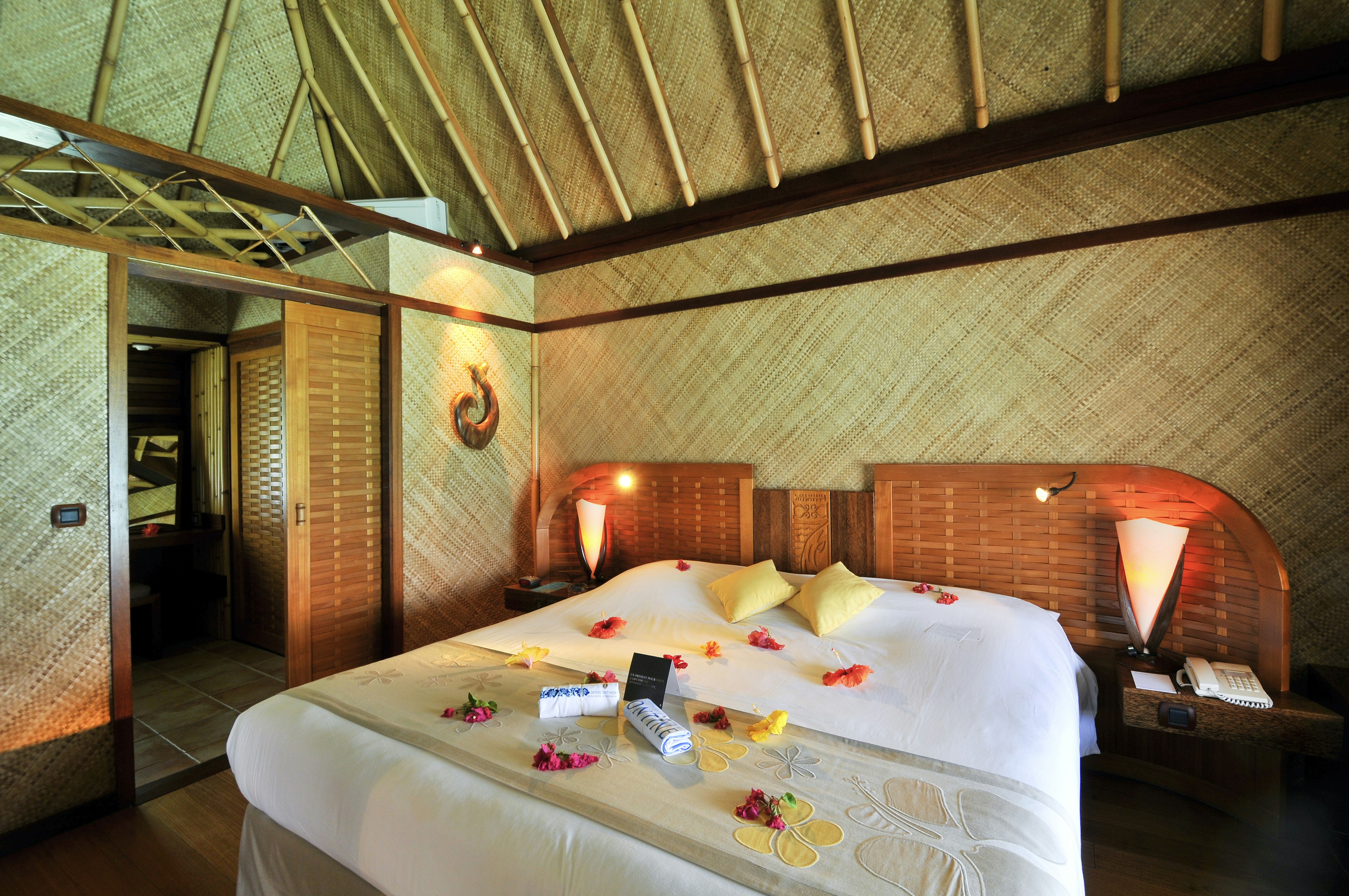 Intercontinental Bora Bora Le Moana Resort 21/81