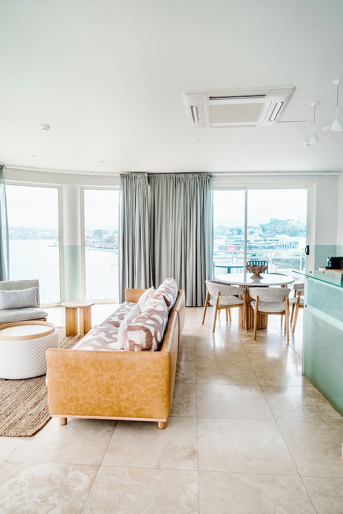 Penthouse Suite