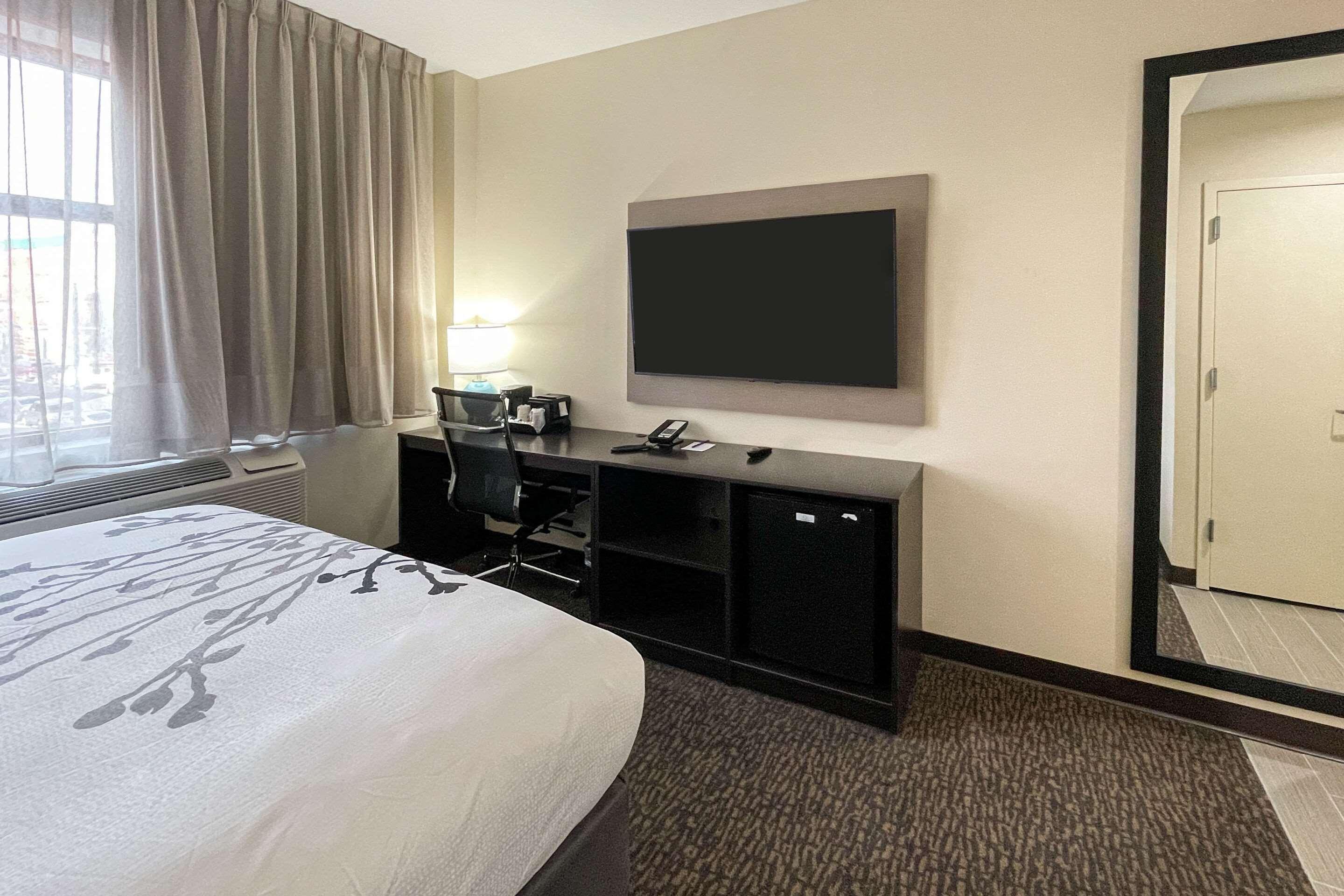 Sleep Inn 185th Street Bronx, NY 27/34