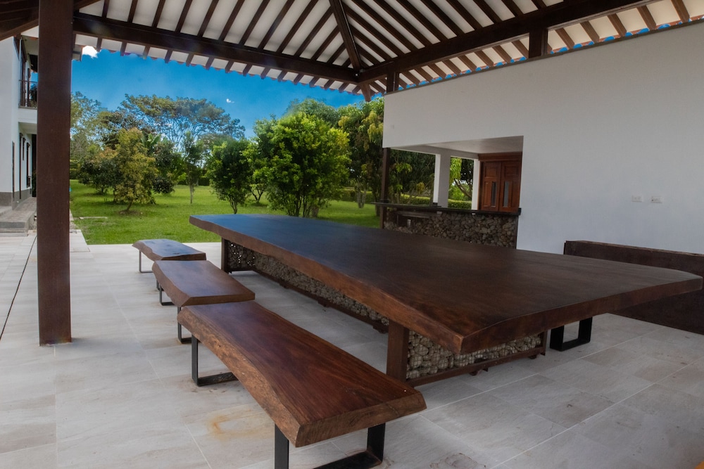 La Herencia Hotel 34/55