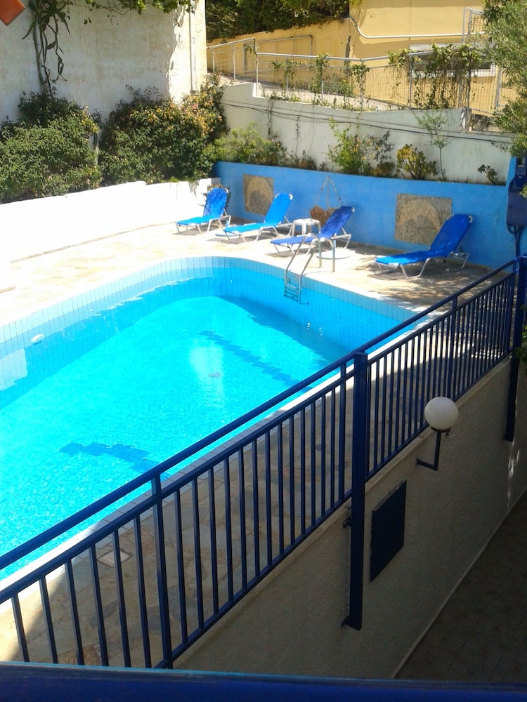 Amazona Apartments 22/50