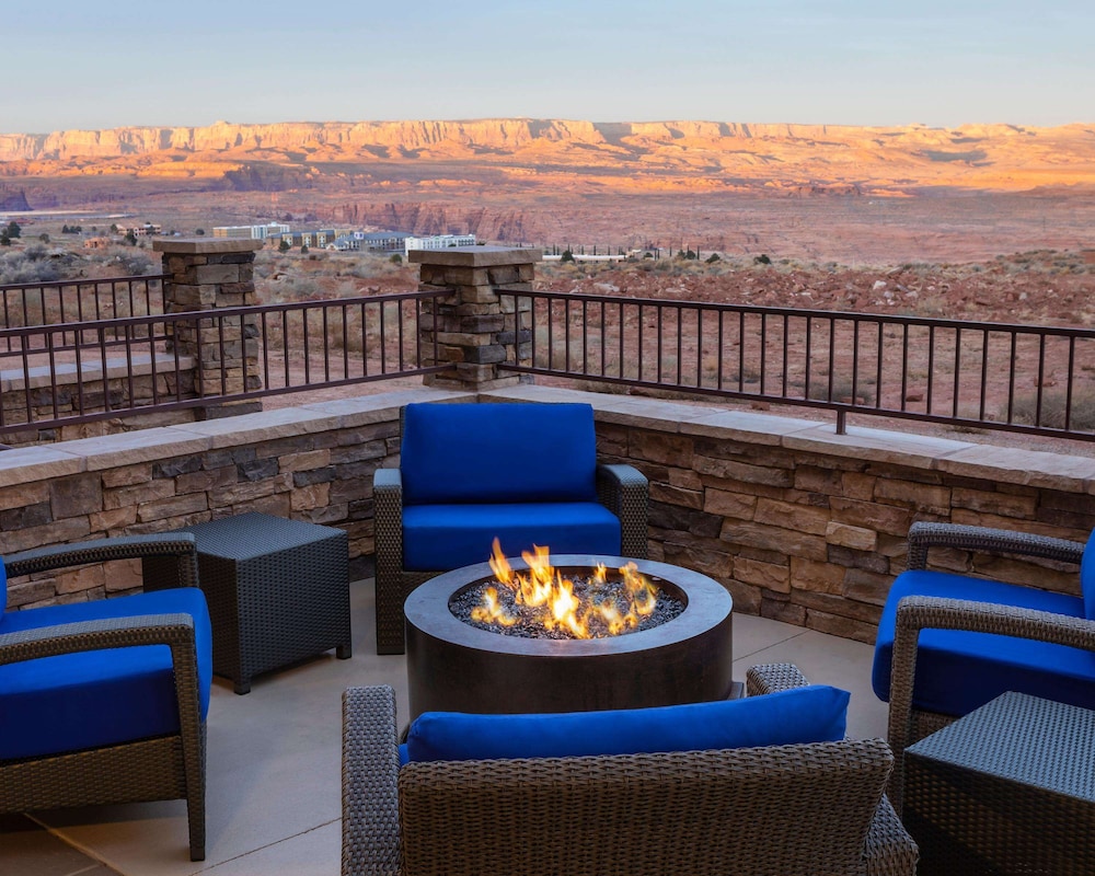 Hyatt Place Page/Lake Powell 42/64