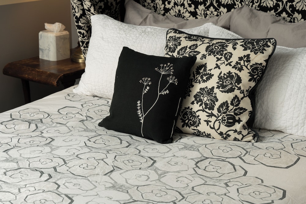 Queen Anne Bed And Breakfast 27/70
