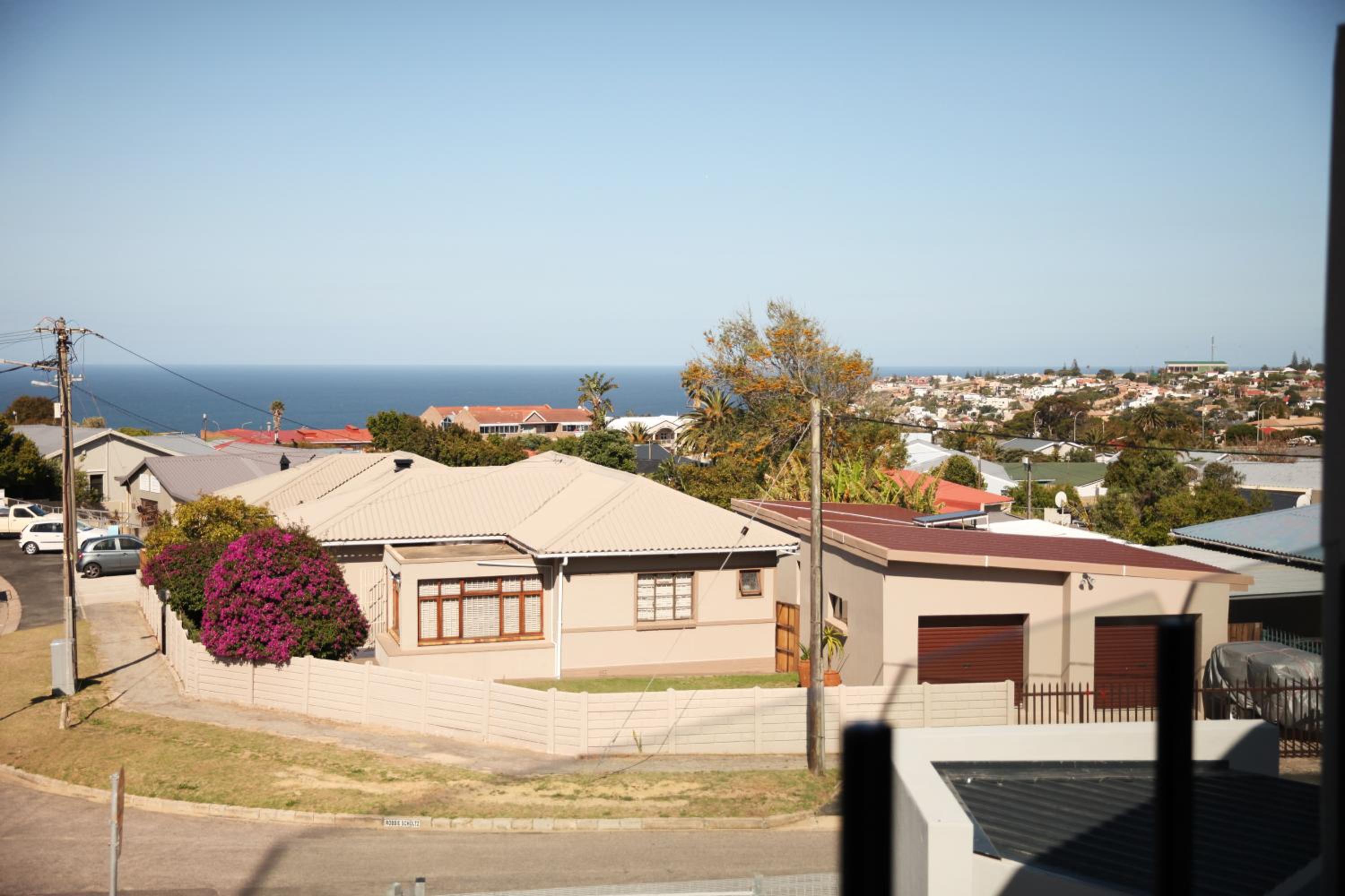 Mari-Amor Self-Catering Apartments 20/23