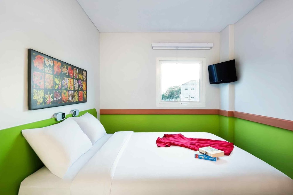 Ibis Budget Semarang Tendean 15/54