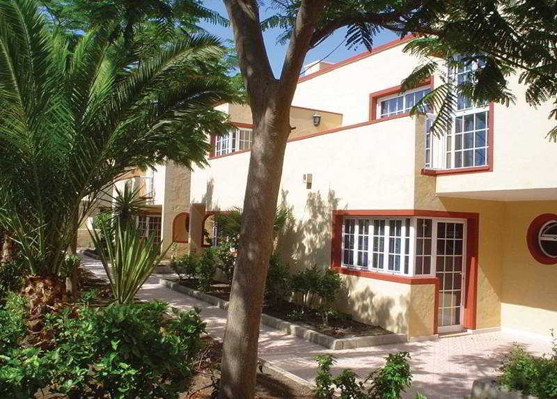 Maxorata Beach Apartments 33/36