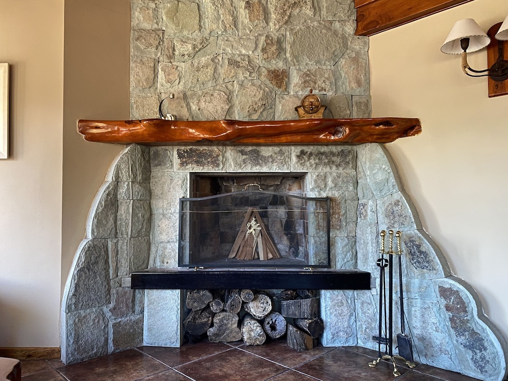 Charming Luxury Lodge and Private Spa 5/74
