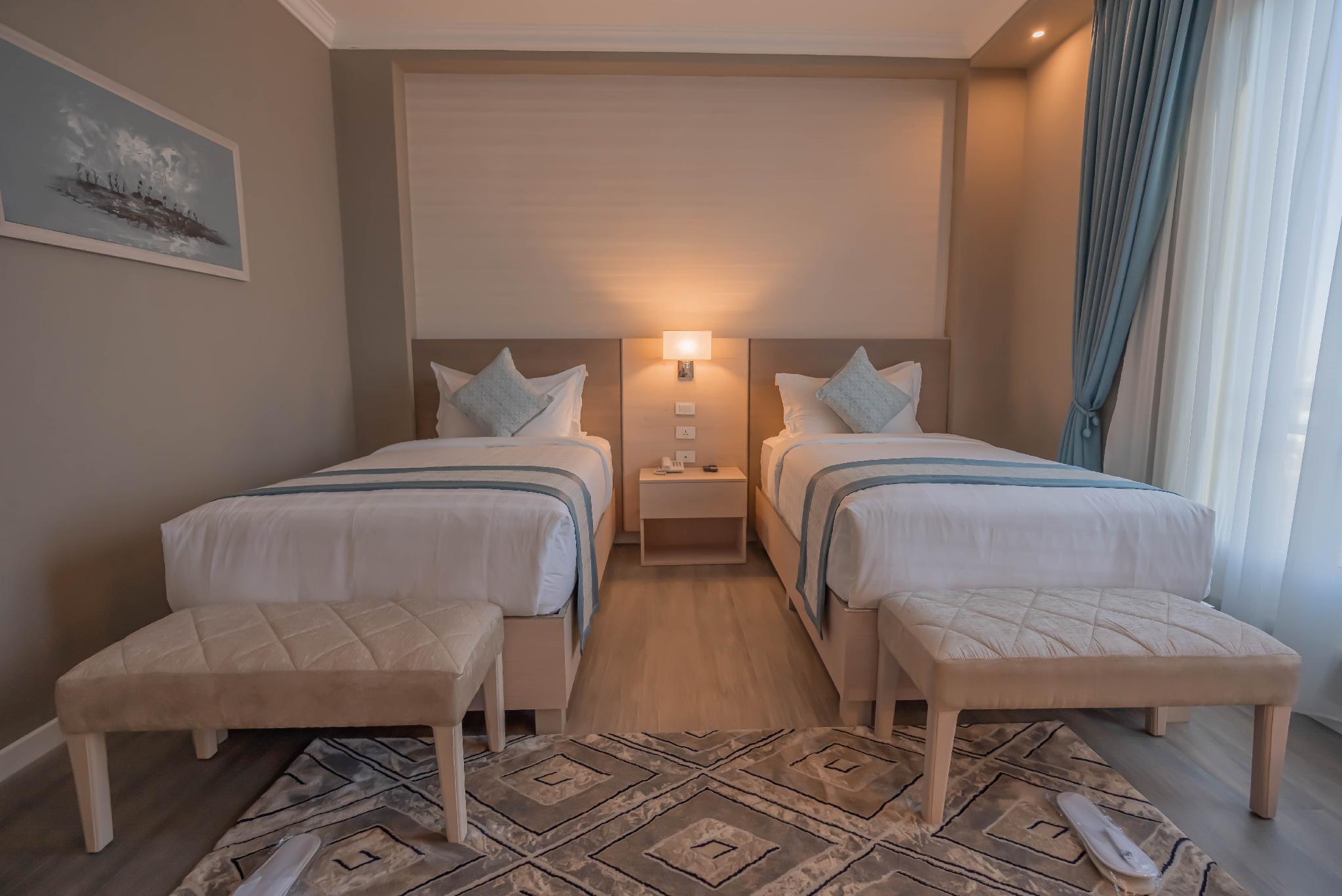 CLASSIC, TWIN BEDS