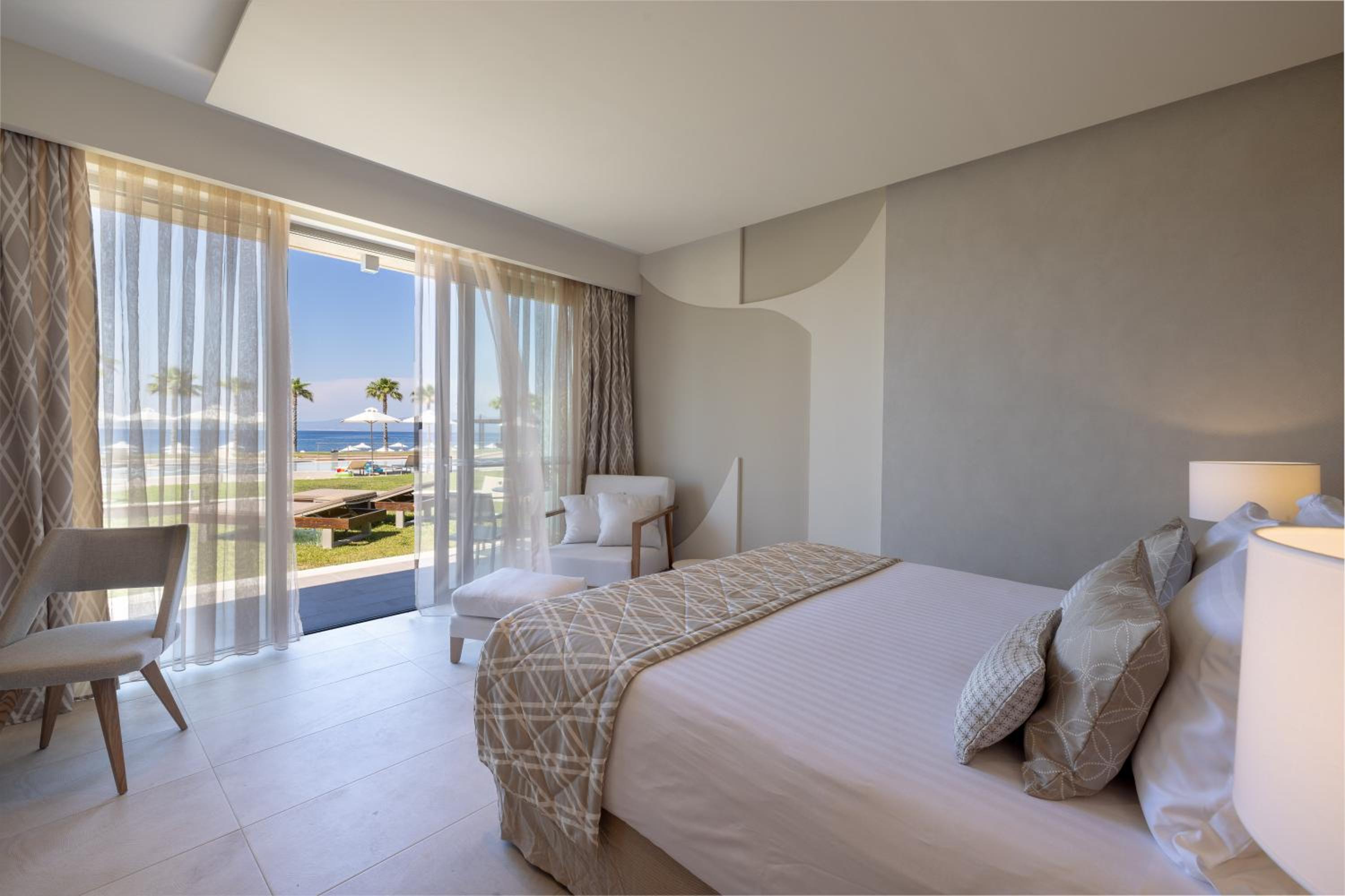 Suite, Pool Front, Ground Floor