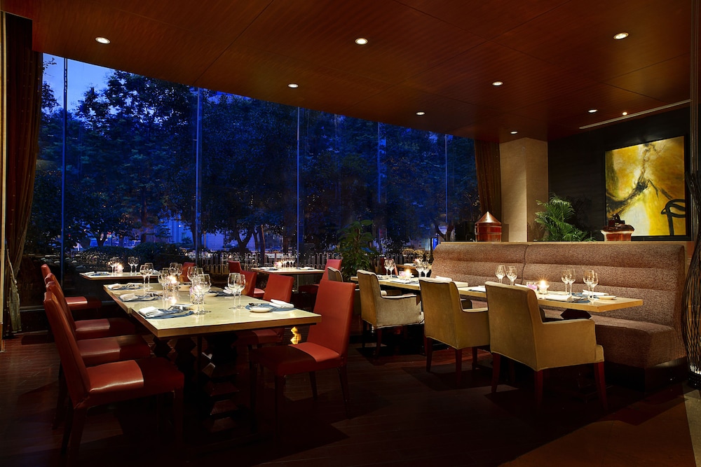 Grand Mercure On Renmin Square 47/64