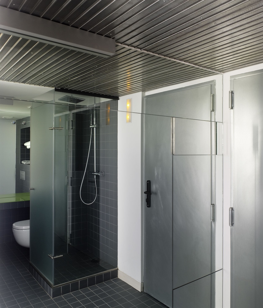 Hotel Moure 24/50