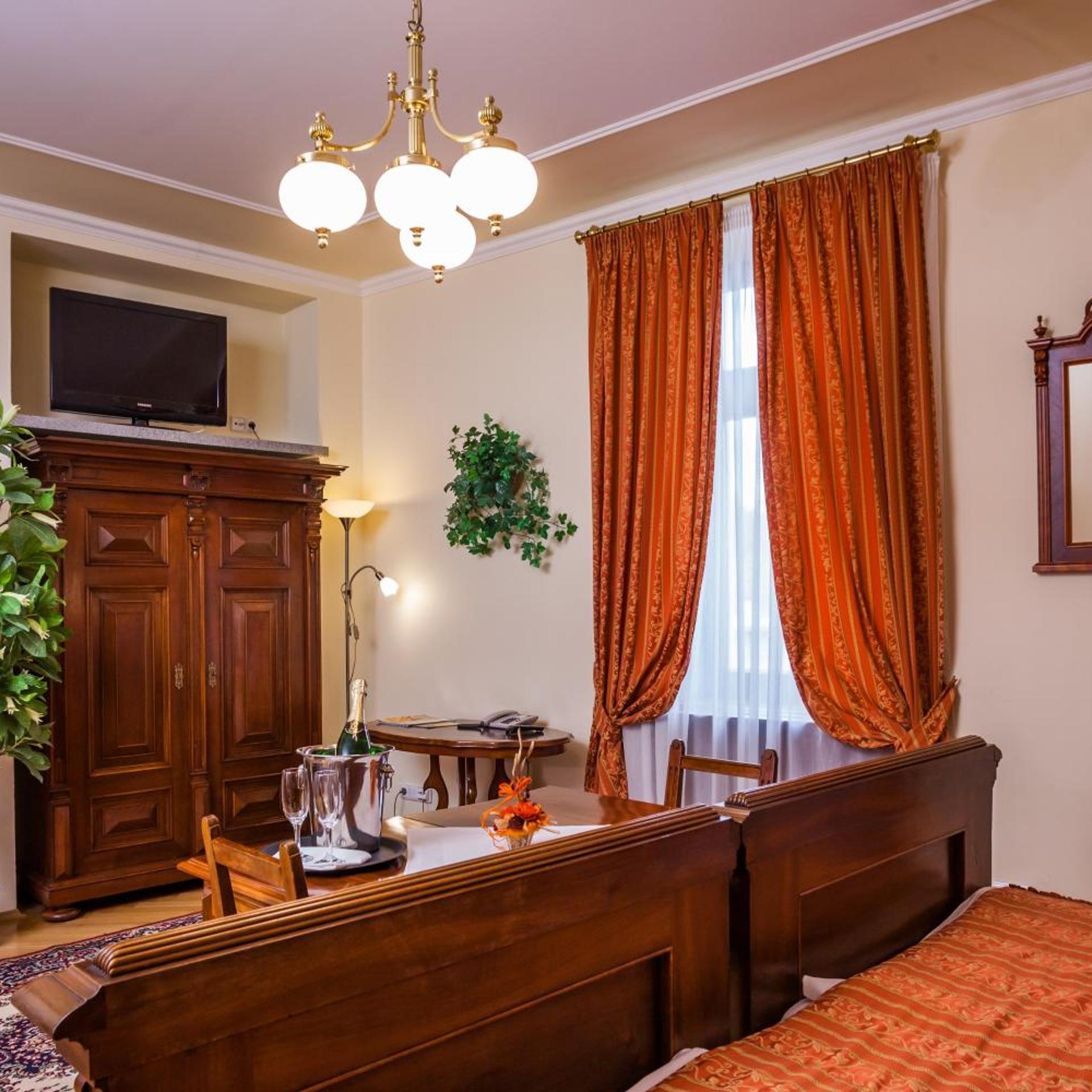Jelinkova Vila 5/50