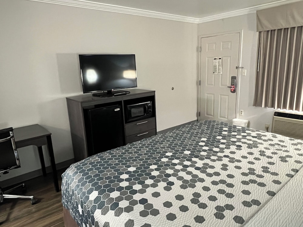 Econo Lodge Byron - Warner Robins 44/52