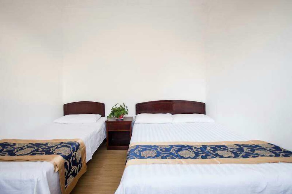 Liuzhuang Huayuhai Holiday Hostel 8/14