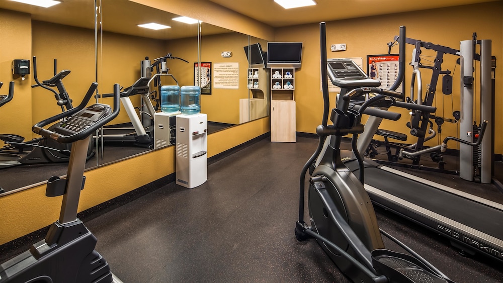 Best Western Sherwood Inn & Suites 20/50