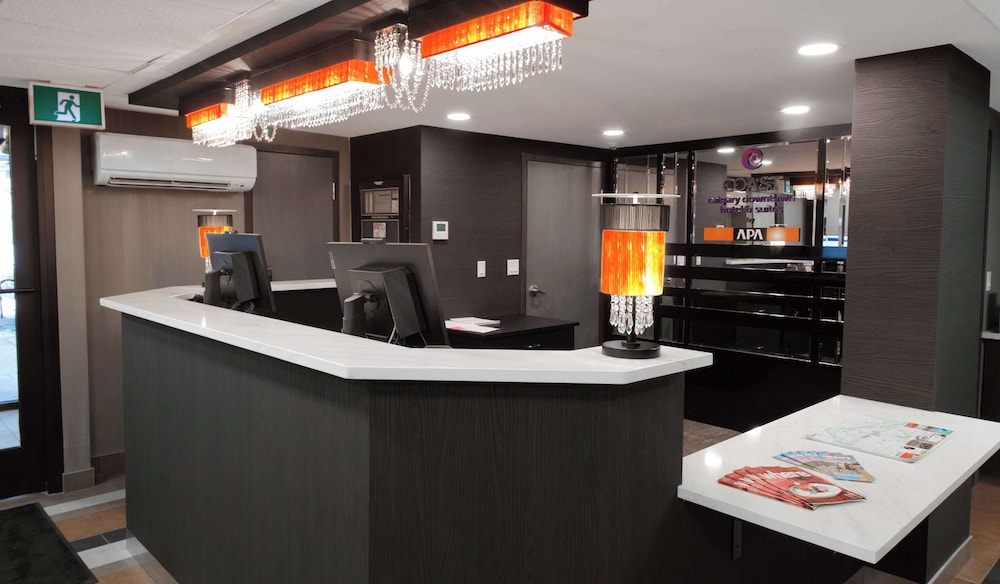 Coast Calgary Downtown Hotel and Suites by APA 9/61