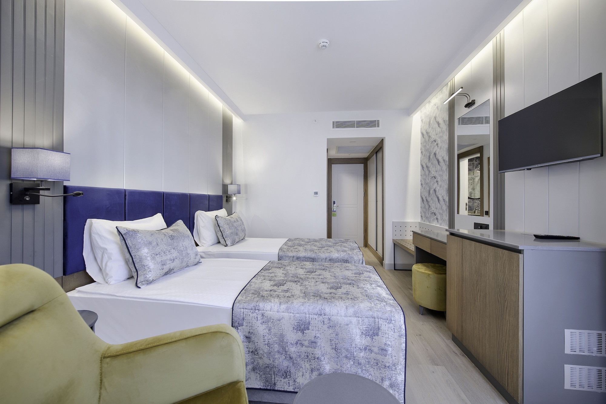 STANDARD, DOUBLE OR TWIN BED
