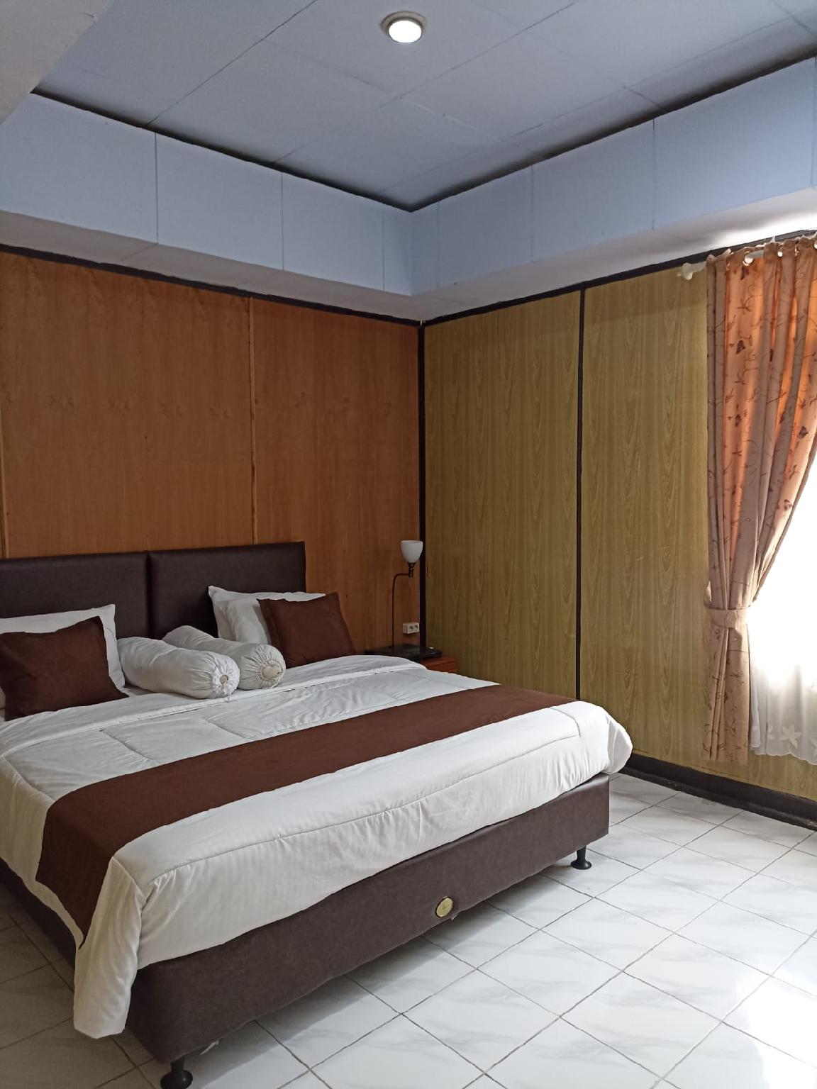 2 Bedrooms, VIP