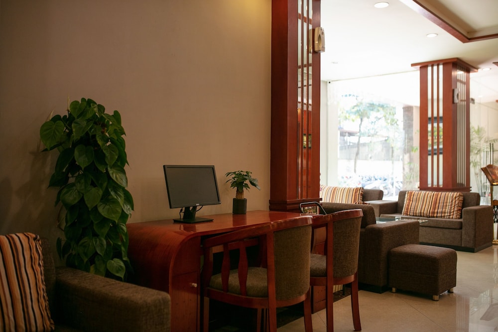 Sen Hotel 43/53